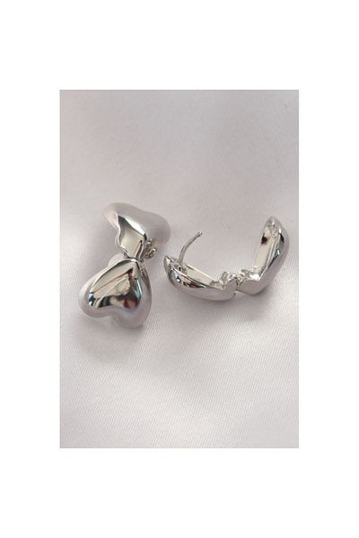 Skygo Brass Silver Color Minimal Curved Heart Earrings - Tj-Bkp8969