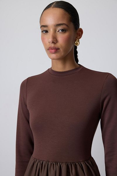 Touché Privé Pleat Detail Dress