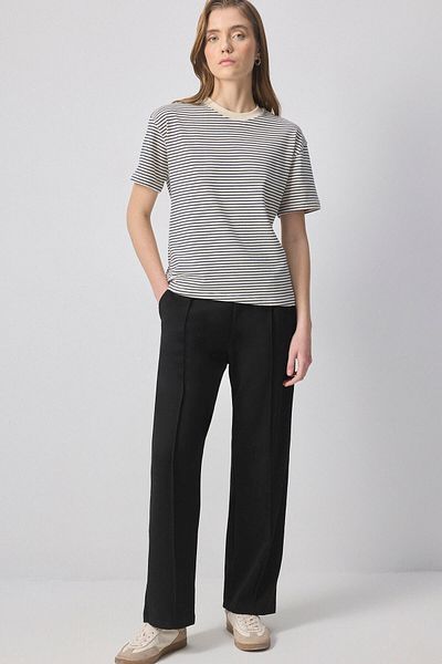 Touché Privé Striped Basic T-Shirt