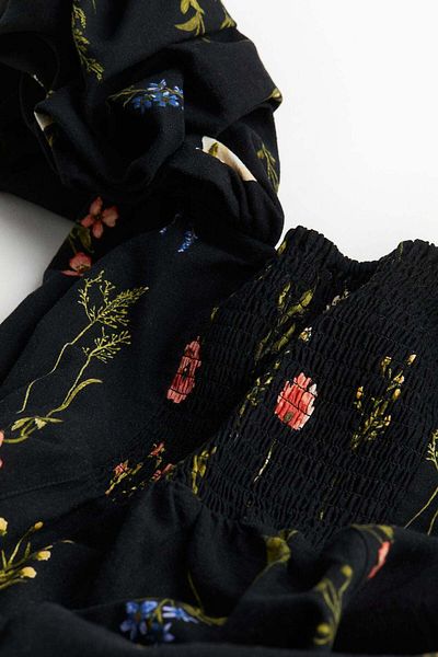 H&M Linen-blend off-the-shoulder dress