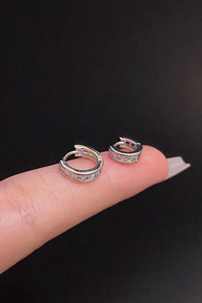 Blisse Piercing Kadın Zirkon Taşlı Tragus Helix Kıkırdak Halka Çelik Piercing