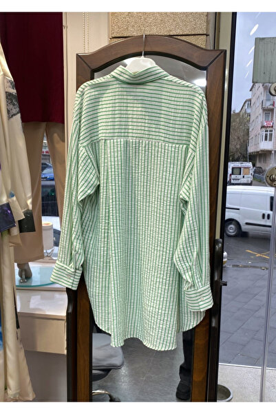 PERA MODA قميص لونا كتان مخطط بجيب مزدوج وظهر طويل وقصير من الأمام