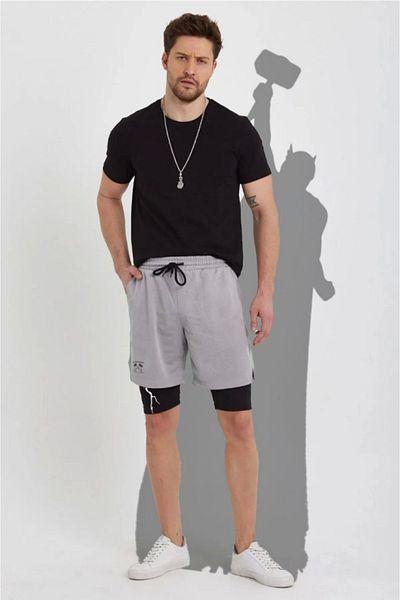 Modayakamoz Γκρι Unisex εμπριμέ αθλητικό σορτς με εσωτερική τσέπη - Λεπτομέρεια κολάν