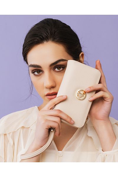 U.S. Polo Assn. Usc25362 Модел Бежова Дамска Чанта Клъч