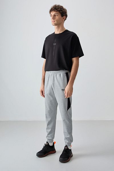 AIR JONES Gray Embroidered Textured Men's Sweatpants - Melange, Standard Fit - 82126