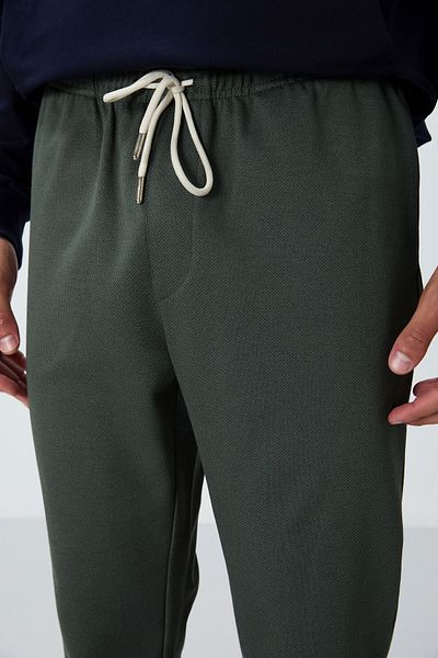 AIR JONES Ανδρικό πάτο αθλητικής φόρμας με υφή Khaki Surface Standard Fit - 82156