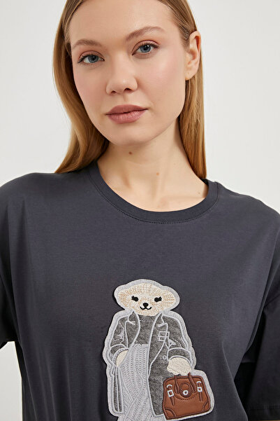 Arma Life Women's Teddy Bear Embroidered Short Sleeve Long Smoked T-Shirt