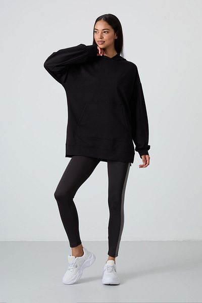 TOMMY LIFE Hanorac cu tunică supradimensionată pentru femei, cu mânecă cu balon negru, brodat cu text - 97163