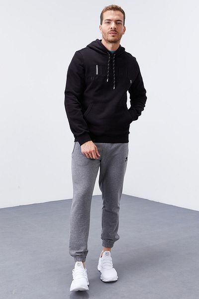 TOMMY LIFE Μαύρο κεντημένο καγκουρό ανδρικό φούτερ με κουκούλα Standard Fit - 87839