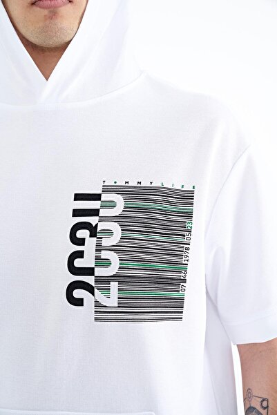 TOMMY LIFE Ανδρικό μπλουζάκι με λευκή κουκούλα με στάμπα Kangaroo Pocket Oversize - 88196