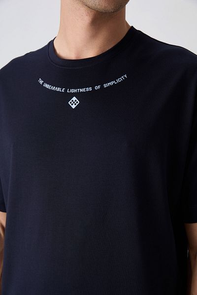 TOMMY LIFE Ανδρικό μπλουζάκι με εμπριμέ μπλουζάκι από βαμβακερό χοντρό μαλακό υφή - 88343