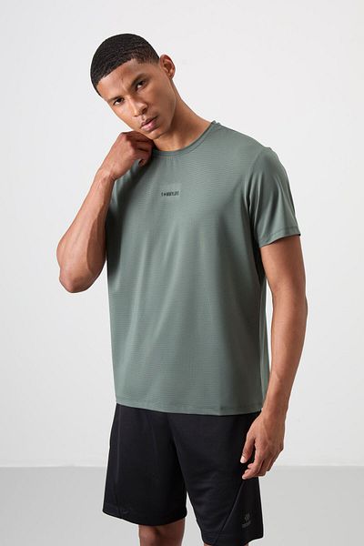 TOMMY LIFE Ανδρικό μπλουζάκι απόχρωσης με αναπνεύσιμη υφή, λεπτή ελαστική τυπική εφαρμογή - 88384