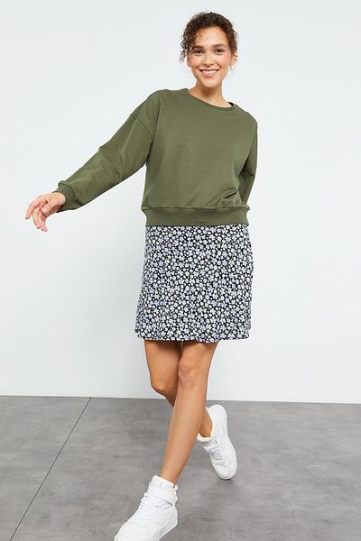 TOMMY LIFE Khaki Basic Comfortable Form O Neck Women's Sweatshirt - 97114