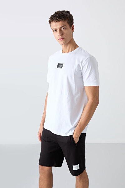 TOMMY LIFE Beyaz - Siyah Pamuklu Yumuşak Dokulu Standart Fit Baskılı Erkek Şortlu Takım - 85243