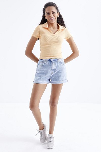 TOMMY LIFE Γυναικείο Crop Top με λαιμόκοψη με πεπόνι - κοντό μανίκι, βασικό μοντέλο - 97208