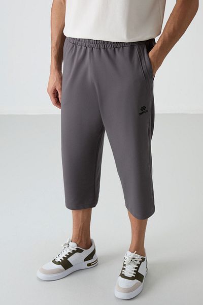TOMMY LIFE Dark Gray Cotton Soft Textured Standard Fit Embroidered Men's Capri - 83102