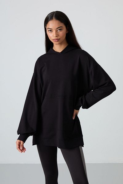TOMMY LIFE Hanorac cu tunică supradimensionată pentru femei, cu mânecă cu balon negru, brodat cu text - 97163