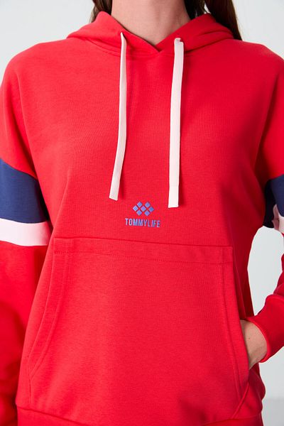 TOMMY LIFE Γυναικείο φούτερ Fiesta Compact Oversize - Βαμβακερό, Χοντρή λεία υφή, με κουκούλα - 97290