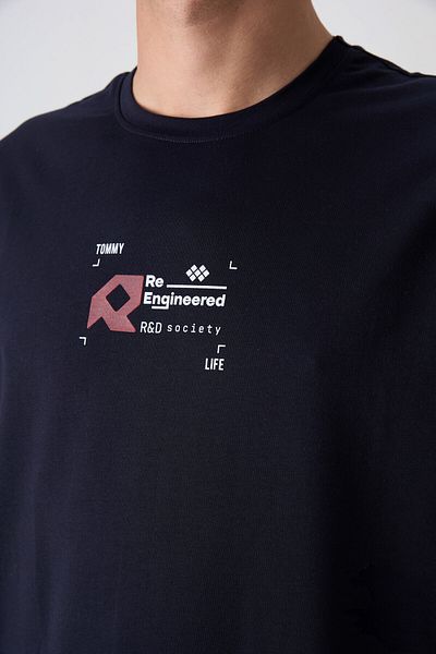 TOMMY LIFE Ανδρικό μπλουζάκι με εμπριμέ μπλουζάκι από βαμβακερό χοντρό μαλακό υφή - 88350