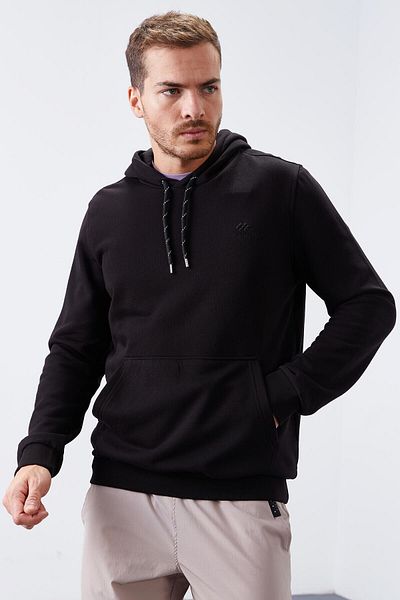 TOMMY LIFE Ανδρικό φούτερ με κουκούλα Black Kangaroo Pocket Standard - 87872