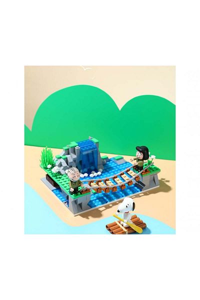 Miniso Snoopy's Jungle Adventure A Building Blocks (Waterfall, 316 Pieces)