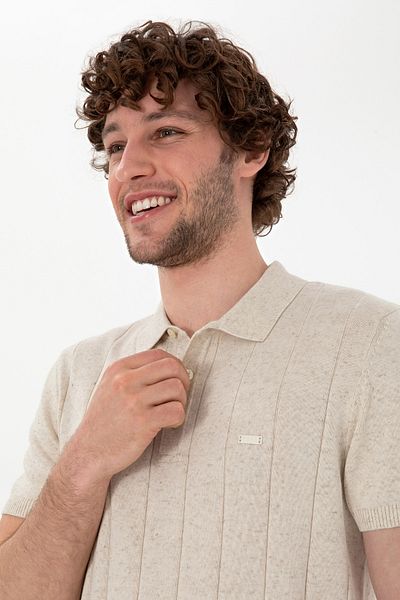 U.S. Polo Assn. Ανδρικό μπλουζάκι Slim Fit Polo Neck Cream Knitwear 50302970-vr071