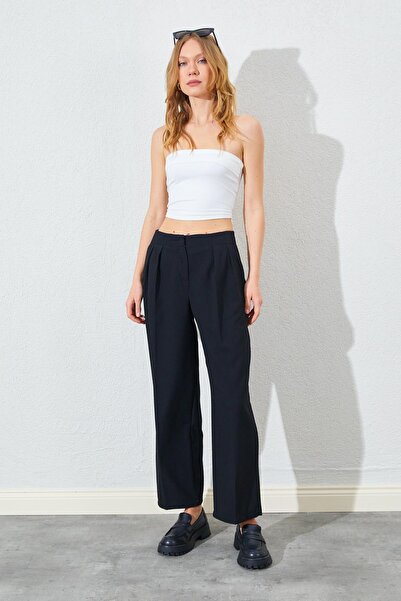 TENA Women's Black Beltless Front Double Pleated Polyviscon Trousers