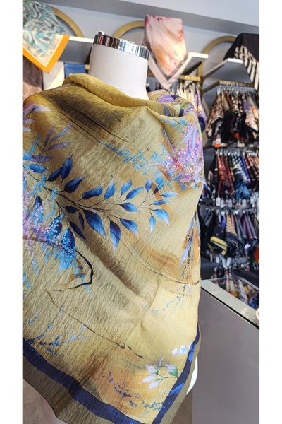 Loryan Diamond Flor Scarf
