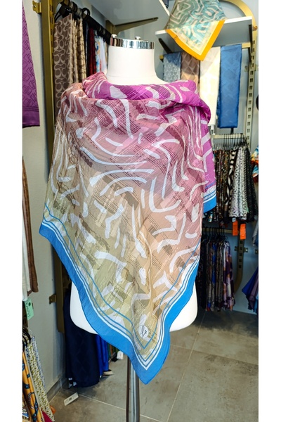 Loryan وشاح دايموند آرتي