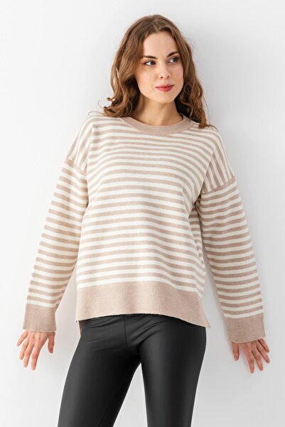 Irmak Kerekli Women's Beige Ecru Striped Oversize Knitwear Sweater 6336