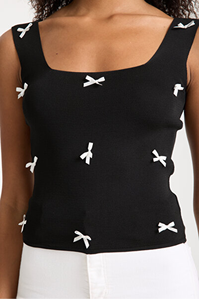 İLKCET MODA Κορδέλα Λεπτομέρεια Τετράγωνο Γιακά Γυναικεία Πλεκτά