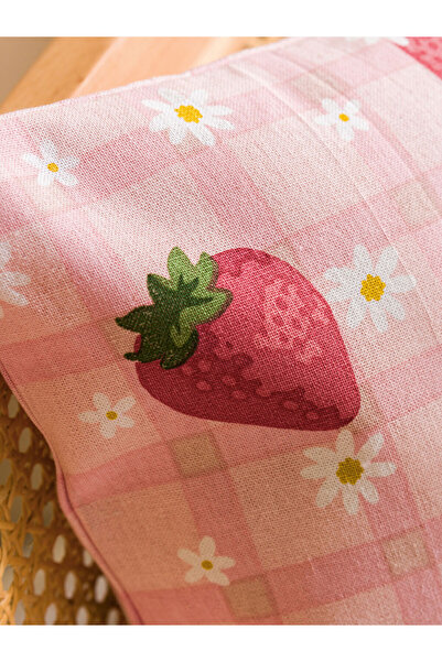LC Waikiki Lcw Strawberry Printed Throw Pillow Cover 45X45 cm