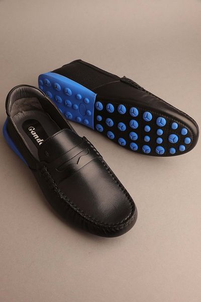 Gondol Loafer clasic pentru bărbați din piele naturală, negru, numărul de model 42