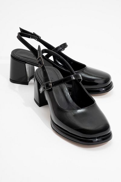Ataköy Ayakkabı Women's Thick Heel Strap Shoes
