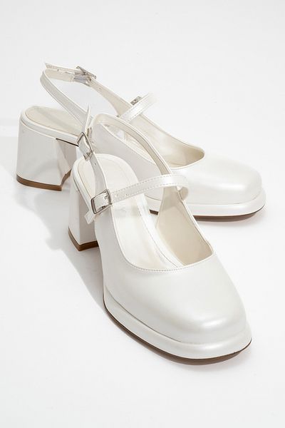 Ataköy Ayakkabı Women's Thick Heel Strap Shoes