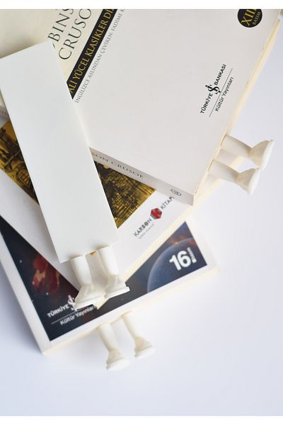 GÖKÇETasarım Standing Bookend / Design Bookend