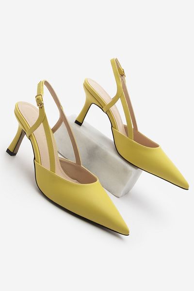Marjin Damen-Stiletto-Schuhe – spitzer Zehenbereich mit seitlich offenem Riemen, klassische Absätze in Gelb