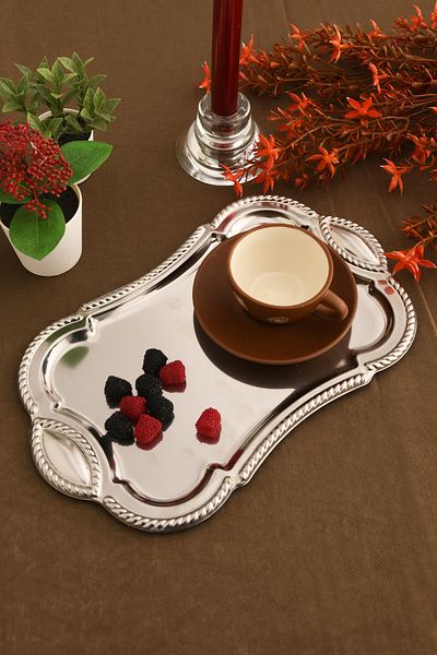 AKSESUAR EVRENİ Liven Stainless Rectangular Auger Pattern Presentation Tray Silver 1 Piece