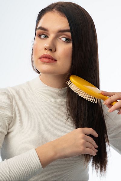 Vepa فرشاة شعر الترا 503 - مريحة، توازن الزيت، فتح مريح