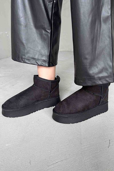Cappmoda AYK-1001 Μαύρες κοντές μπότες με χοντρή σόλα με γούνα εσωτερικά