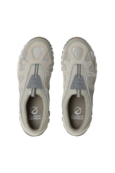 THE NORTH FACE Hedgehog 06 Rvst Mule Modellated Clothing Label Lightan White and Gray