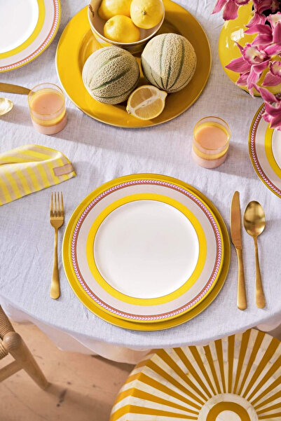 Pip Studio Porcelain plate, Pip Studio, Stripes Yellow, 28cm, Pip Chique collection