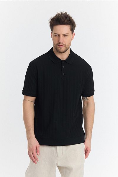 TENA Men's Black Buttoned Footed Collar Vertical Line Patterned Sleeve Hem Bias T-Shirt