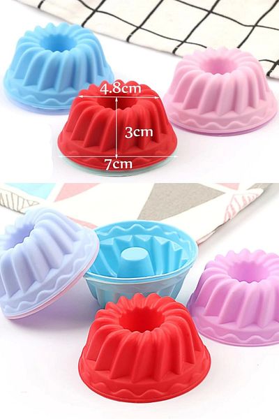 Tilbe Home 30 Pieces Stylish Forming Silicone Muffin Cake Capsule Reuse Option