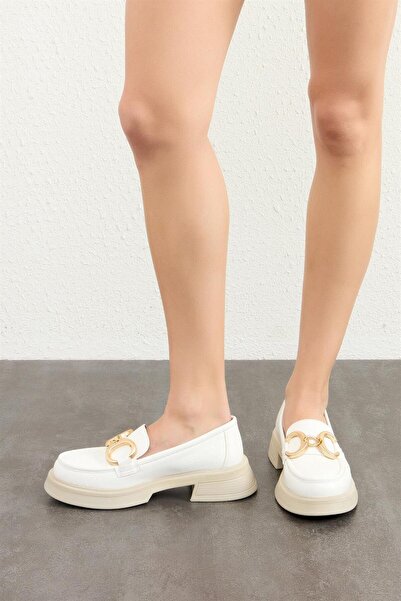Hayati Arman Women's Buckle Detailed Loafer White