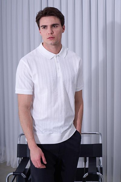 TENA Men's Ecru Buttoned Footed Collar Vertical Line Patterned Sleeve T-Shirt with Piping at Hem