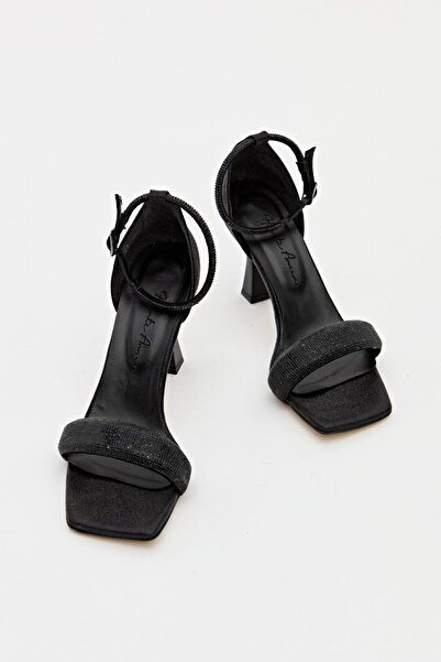 Hayati Arman Women's Single Strap Ankle Buckle Evening Dress Shoes Black