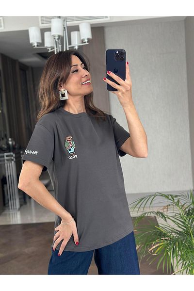 Forlady4 Γυναικείο μπλουζάκι Anthracite Crew Neck Sleeve Tip Text Κεντημένο αρκουδάκι