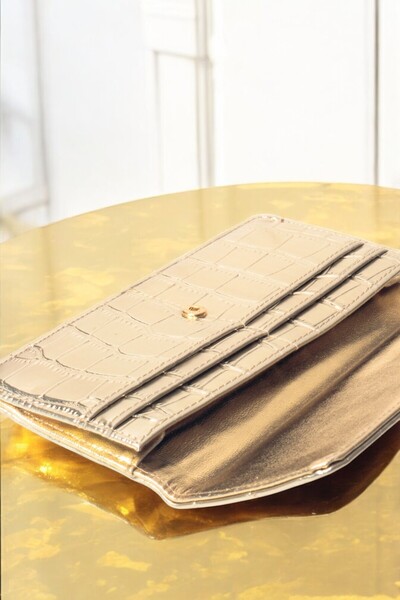 KRB POLO ACCESSORİES Kadın Yeni Sezon Şık Timsah Desenli  Kaliteli, Kullanışlı Gold Cüzdan Aksesuar