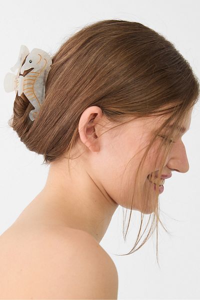 Stradivarius Seahorse hair clip